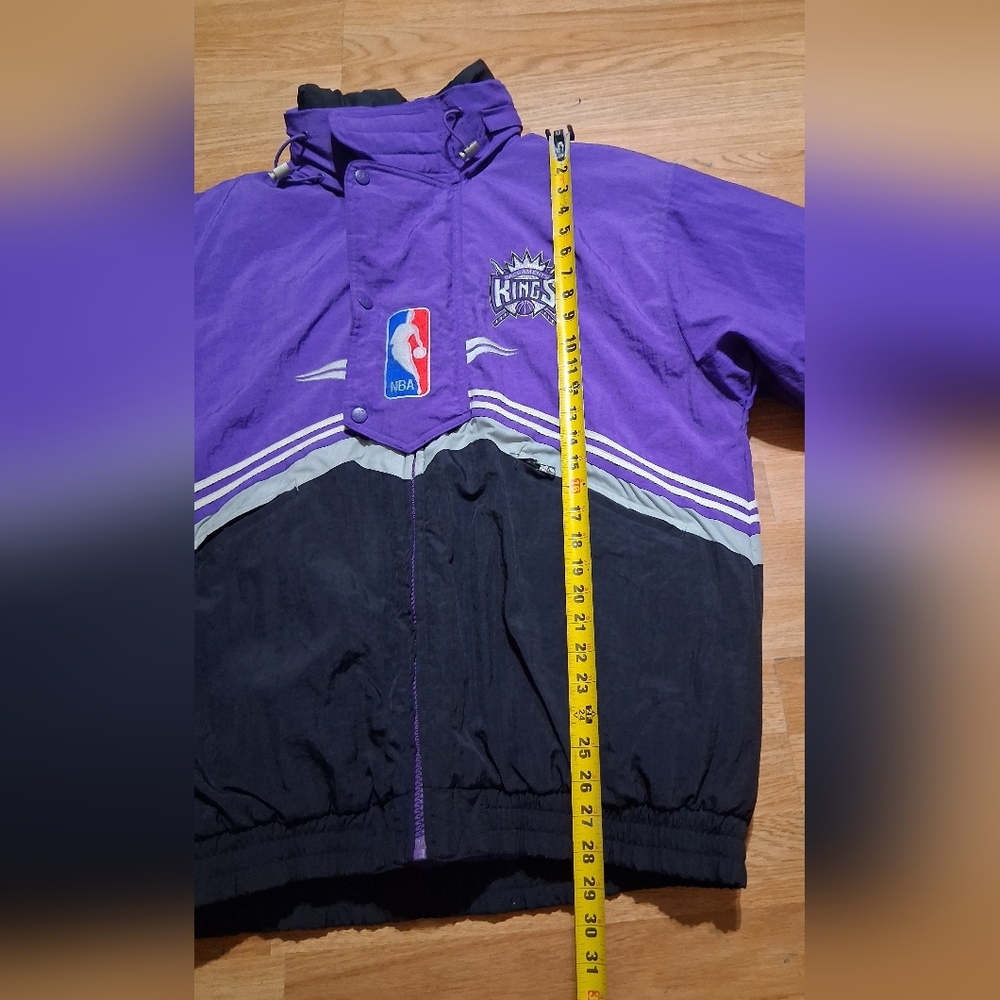 Vintage Logo Athletic Purple NBA  Puffer Jacket Sz. L Made In Macau - Picture 3 of 9